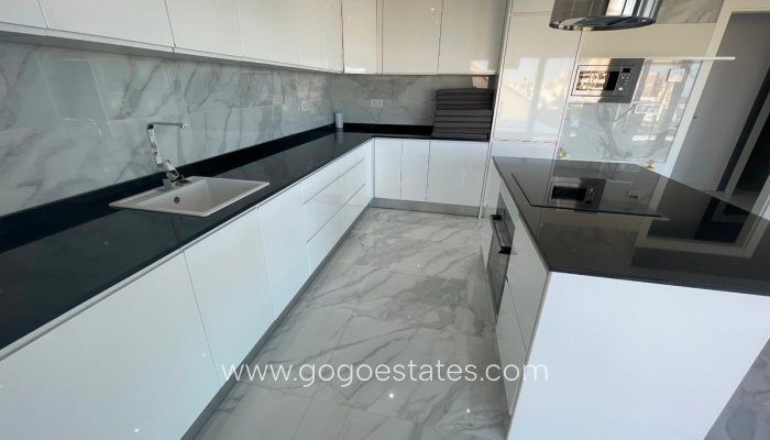 Te koop - Huis - Vrijstaande Villa - Torrevieja - La Mata