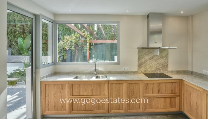 Te koop - Huis - Vrijstaande Villa - Calpe - la Canuta