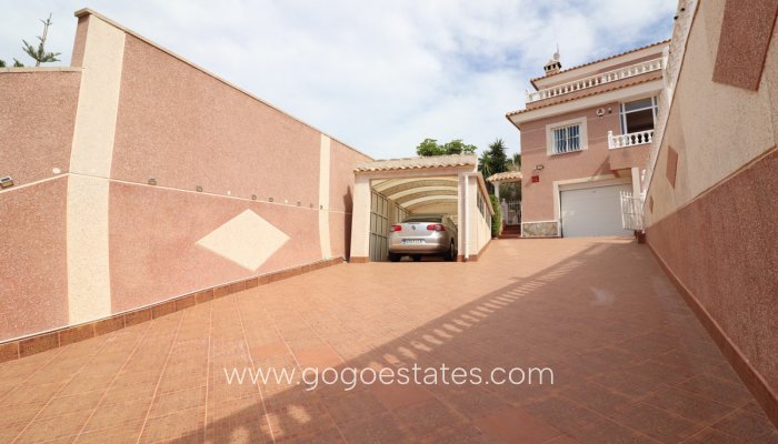 Te koop - Huis - Vrijstaande Villa - Algorfa - Algorfa Centro