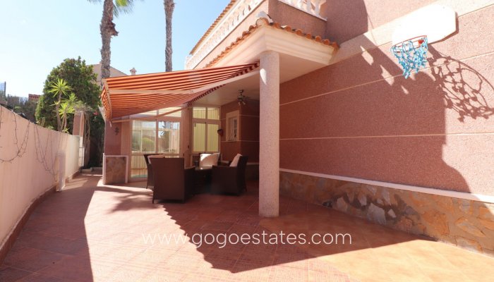 Te koop - Huis - Vrijstaande Villa - Algorfa - Algorfa Centro