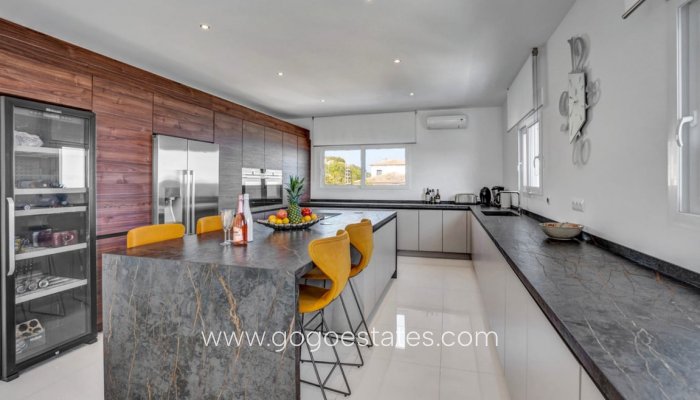 Te koop - Huis - Vrijstaande Villa - Jávea Xàbia - Jávea - Xàbia Centro