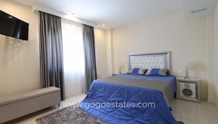 Te koop - Huis - Vrijstaande Villa - Rojales - Ciudad Quesada