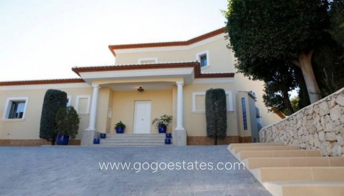 Te koop - Huis - Vrijstaande Villa - Alicante - Alicante Centro