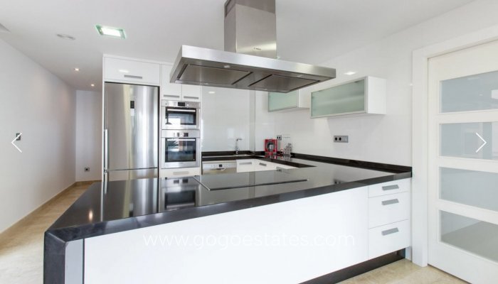 Te koop - Huis - Vrijstaande Villa - Teulada - Moraira