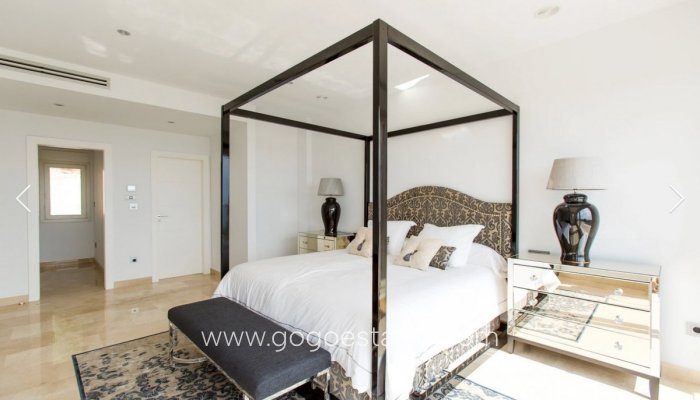 Te koop - Huis - Vrijstaande Villa - Teulada - Moraira