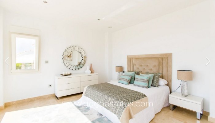 Te koop - Huis - Vrijstaande Villa - Teulada - Moraira