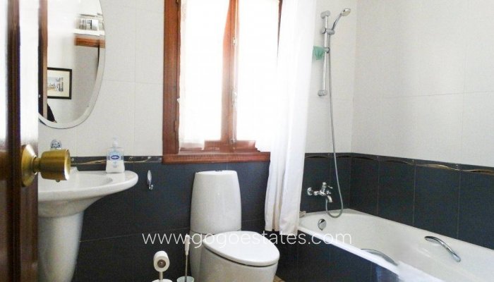 Te koop - Huis - Vrijstaande Villa - Benidorm - Benidorm Centro