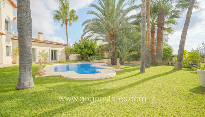 Te koop - Huis - Vrijstaande Villa - Benissa - Benissa Centro