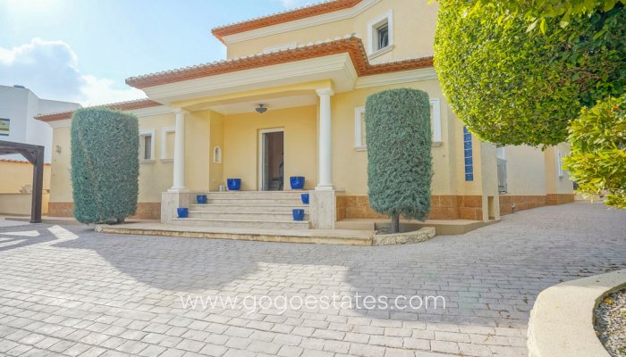 Te koop - Huis - Vrijstaande Villa - Benissa - Benissa Centro