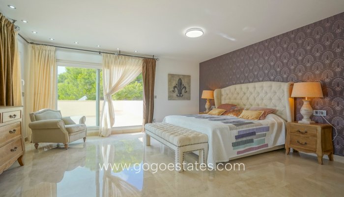 Te koop - Huis - Vrijstaande Villa - Benissa - Benissa Centro