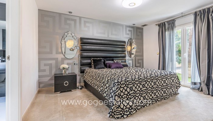 Te koop - Huis - Vrijstaande Villa - Benissa - Benissa Centro