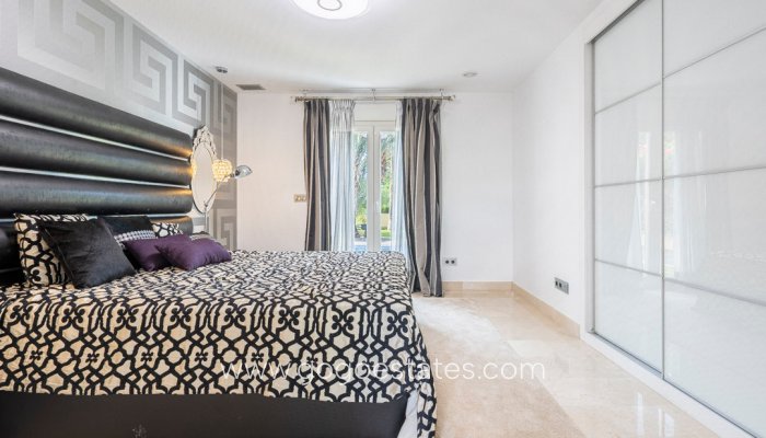 Te koop - Huis - Vrijstaande Villa - Benissa - Benissa Centro