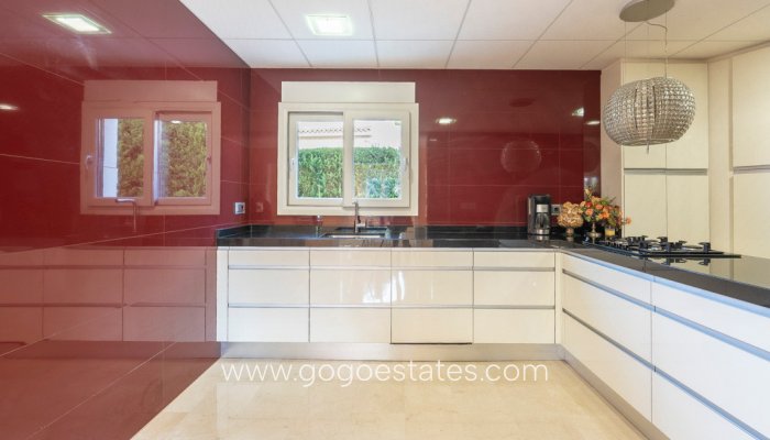 Te koop - Huis - Vrijstaande Villa - Benissa - Benissa Centro