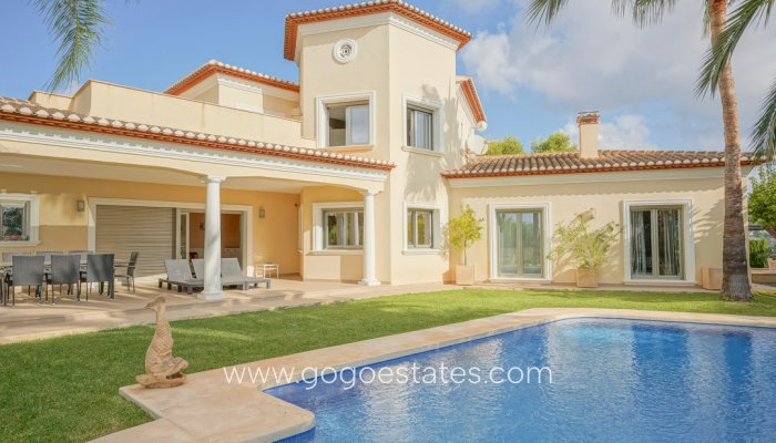 Te koop - Huis - Vrijstaande Villa - Benissa - Benissa Centro