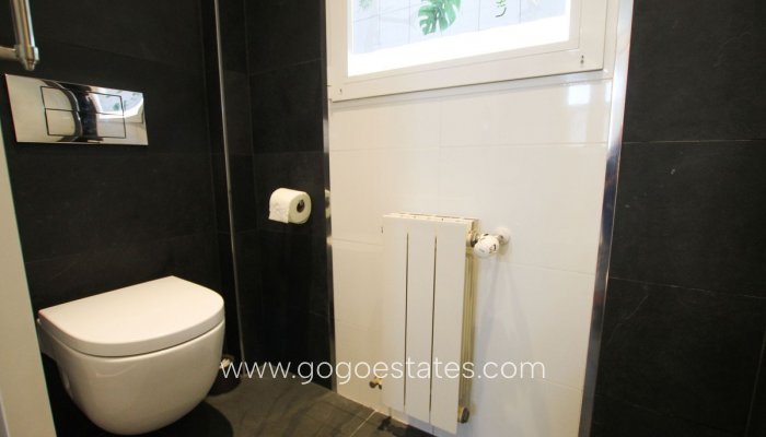 Te koop - Huis - Vrijstaande Villa - Calpe - Calpe Centro