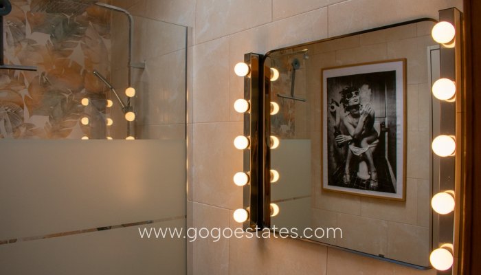 Te koop - Huis - Stadswoning - Torrevieja - Torrevieja Centro