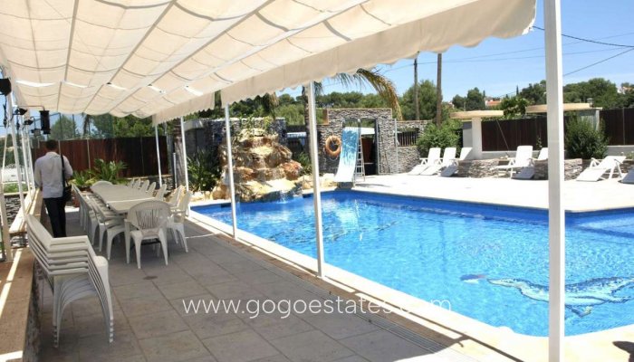 Te koop - Huis - Vrijstaande Villa - Dénia - Denia Centro