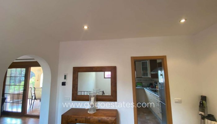 Te koop - Huis - Vrijstaande Villa - Teulada - Moraira