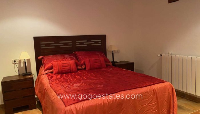 Te koop - Huis - Vrijstaande Villa - Teulada - Moraira