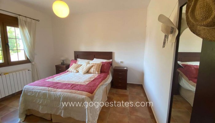 Te koop - Huis - Vrijstaande Villa - Teulada - Moraira