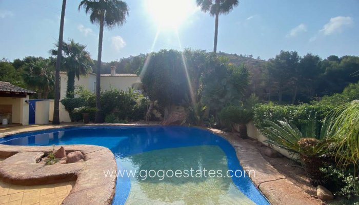 Te koop - Huis - Vrijstaande Villa - Teulada - Moraira