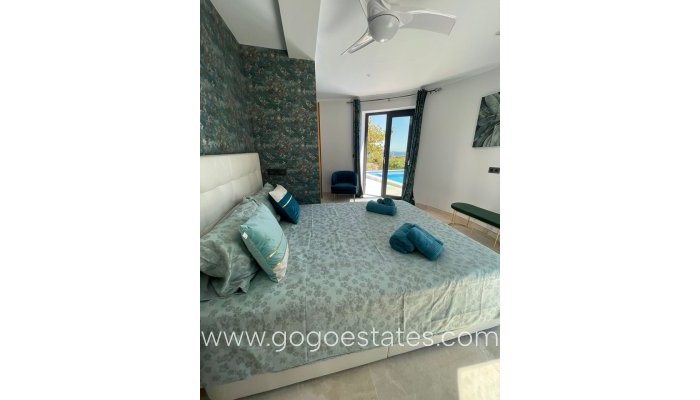 Te koop - Huis - Vrijstaande Villa - Calpe - Calpe Centro