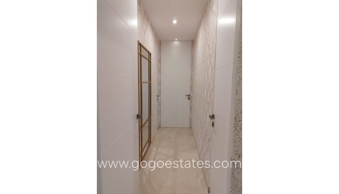 Te koop - Huis - Vrijstaande Villa - Calpe - Calpe Centro