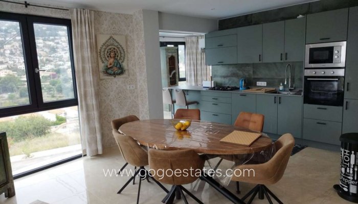 Te koop - Huis - Vrijstaande Villa - Calpe - Calpe Centro