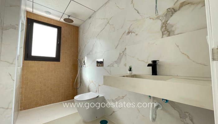 Te koop - Huis - Vrijstaande Villa - Rojales - Benimar