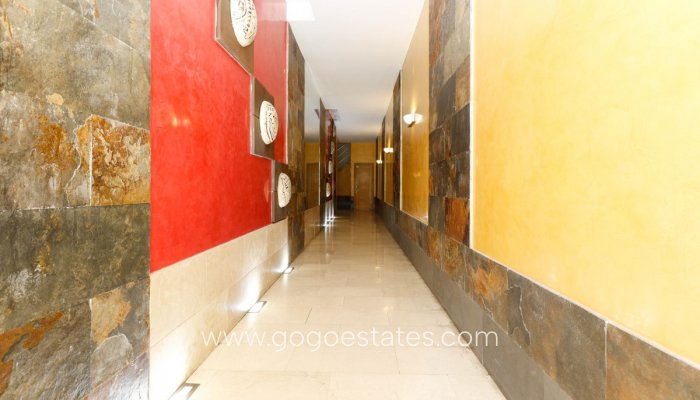 Te koop - Appartement - Appartement op de middelste verdieping - Torrevieja - Torrevieja Centro