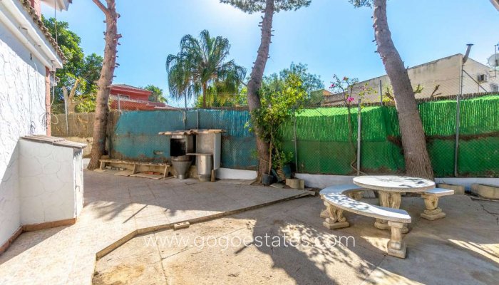 Te koop - Huis - Vrijstaande Villa - Orihuela - Orihuela Centro