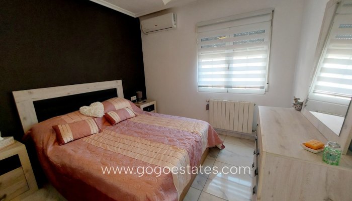 Te koop - Huis - Vrijstaande Villa - Orihuela - Orihuela Costa