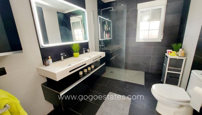 Te koop - Huis - Vrijstaande Villa - Orihuela - Orihuela Costa