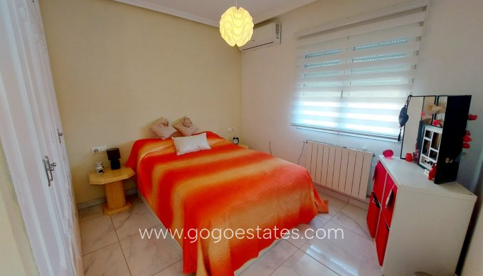 Te koop - Huis - Vrijstaande Villa - Orihuela - Orihuela Costa