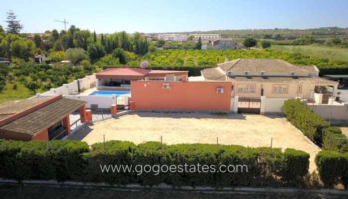 Te koop - Huis - Vrijstaande Villa - Almoradi - Heredades