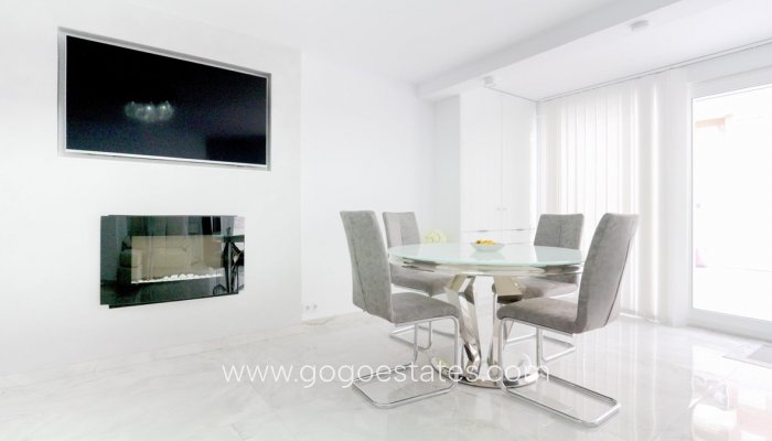 Te koop - Huis - Stadswoning - Orihuela - Punta Prima