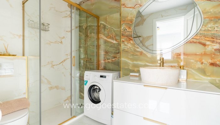 Te koop - Huis - Stadswoning - Orihuela - Punta Prima