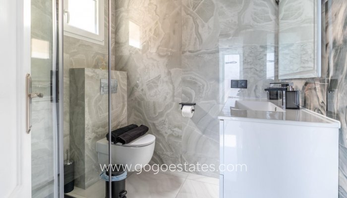 Te koop - Huis - Stadswoning - Orihuela - Punta Prima