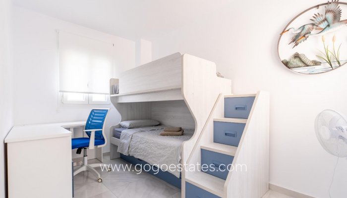 Te koop - Huis - Stadswoning - Orihuela - Punta Prima