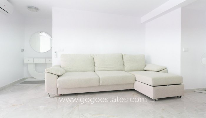 Te koop - Huis - Stadswoning - Orihuela - Punta Prima