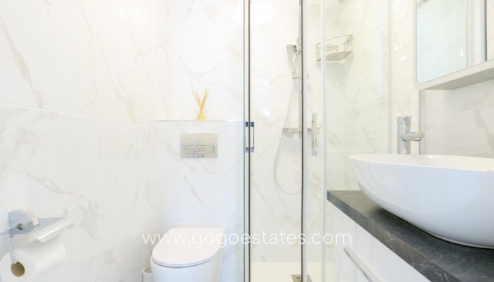 Te koop - Huis - Stadswoning - Orihuela - Punta Prima