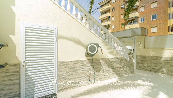 Te koop - Huis - Stadswoning - Orihuela - Punta Prima