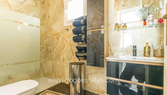 Revente - Maison - Villa Individuelle - Orihuela - Punta Prima