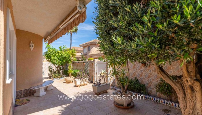 Revente - Maison - Villa Individuelle - Orihuela - Punta Prima