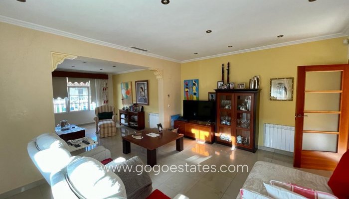 Te koop - Huis - Vrijstaande Villa - Albatera - Albatera Centro