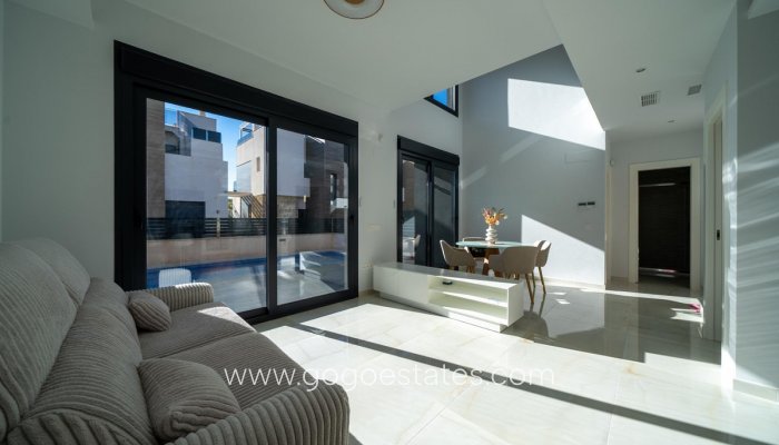 Te koop - Huis - Vrijstaande Villa - Orihuela - Orihuela Costa