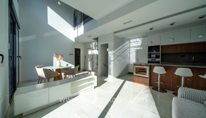 Te koop - Huis - Vrijstaande Villa - Orihuela - Orihuela Costa