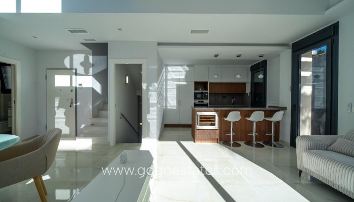 Te koop - Huis - Vrijstaande Villa - Orihuela - Orihuela Costa