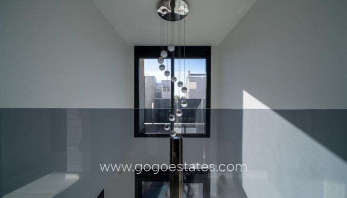 Te koop - Huis - Vrijstaande Villa - Orihuela - Orihuela Costa