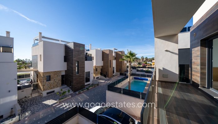 Te koop - Huis - Vrijstaande Villa - Orihuela - Orihuela Costa